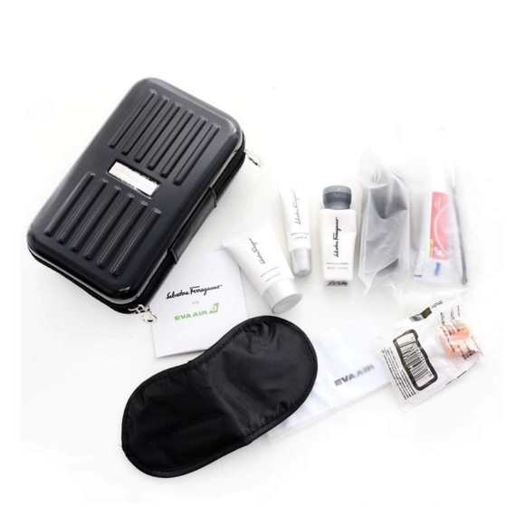 (NEW)Salvatore Ferragamo Travel Amenity Kits - Picture 3 of 6